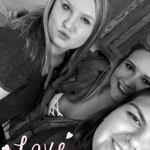 Meet your Posher, Sidney